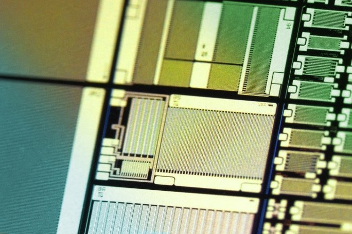 Monolithisch integrierte GaN-Leistungsschaltkreise für kompaktere und effizientere Leistungselektronik